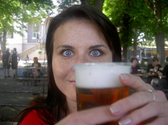 Zatímco odpůrci alkoholismu bijí na poplach, hned několik letošních vědeckých studií prokázalo, že pití piva může zdraví jen prospět.