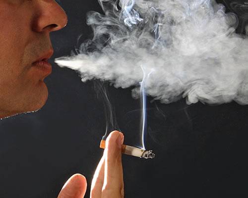 Na kuřáky se v posledních letech valí jedna pohroma za druhou. Díky novému vynálezu australských inženýrů budou mít kuřáci čím dál menší pravděpodobnost, že svou neřest před někým zatají. 