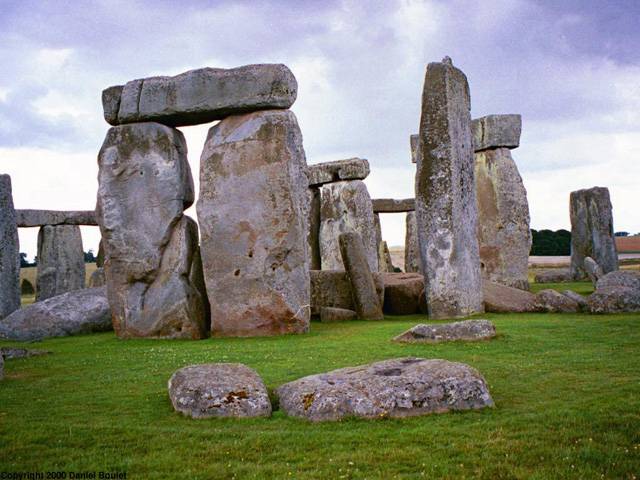 Co napoví analýza zvuku? Archeologové naslouchají zvukům Stonehenge 