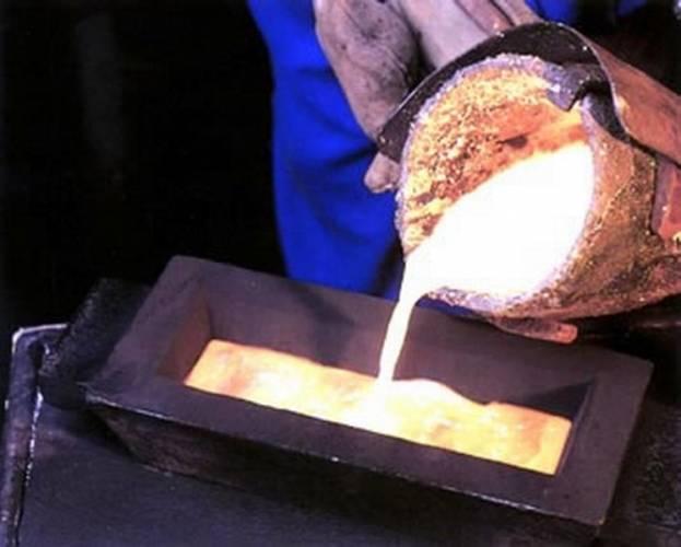 Nové vědecké objevy přinesly překvapující informace o zlatě. V největším světovém nalezišti, jihoafrickém Witwatersrand Basin, je zlato o čtvrt miliardy let starší než okolní horniny, ve kterých je uloženo. Tato zpráva může významně pomoci prospektorům při hledání nových zlatých nalezišť.