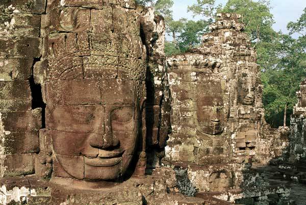 Archeologům se v posledních dnech podařilo v malajské džungli odhalit více než 1000 let staré město, které bylo zřejmě původní metropolí slavné říše Šrívidžaja.