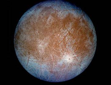 Dalším společným projektem evropských a amerických astronomů by se měl v budoucnosti stát Jupiterův měsíc Europa. Oznámili to nyní představitelé NASA a Evropské vesmírné agentury.