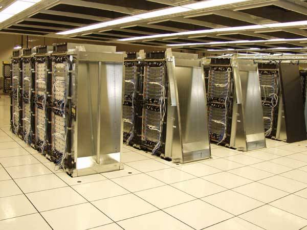 Švýcarští odborníci z univerzity v Lausanne nyní budou mít pro svůj výzkum lidského mozku k dispozici superpočítač od firmy IBM.