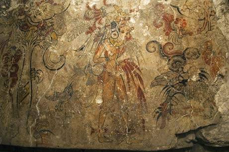 Archeologové včera odhalili nejstarší mayskou nástěnnou malbu, která znamená převrat ve všem, co bylo doposud o písemnictví, umění i způsobu vlády této starobylé kultury známo.