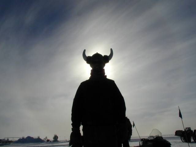 V širším podvědomí jsou Vikingové vnímáni jako velmi ostří hoši. Nicméně, poslední výzkumy ukazují, že na svou dobu byli velmi vyspělým národem.