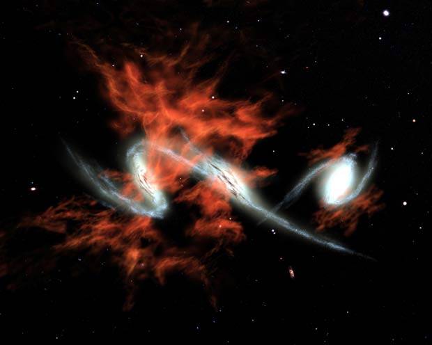 Když se řekne galaktická srážka, většina lidí si asi vybaví gigantickou kolizi spojenou s nesmírnou destrukcí. Ve skutečnosti je to ovšem trochu jinak, galaxie se spíš prolínají než přímo srážejí. A aby při tomto procesu došlo k přímé srážce dvou hvězd, to je velmi málo pravděpodobné. 
