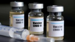 Ruská vakcína proti koronaviru: 144 vedlejších účinků a zákaz podávání seniorům