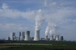 Německá ekokontroverze: Země odstavila tři ze šesti svých jaderných elektráren