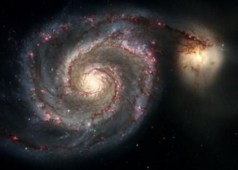 Nová záhada staré galaxie