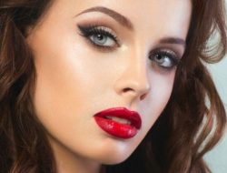 Vědci varují: make-up může být nebezpečný