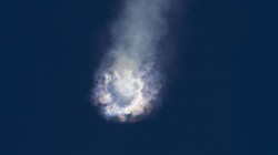 Raketa Falcon 9 explodovala krátce po startu