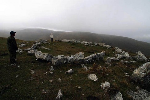 Znovunalezený Kavkaz: víno, nejstarší důl i kavkazské „Stonehenge“