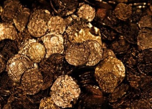 Černé moře vyplavilo nejstarší zlatou minci